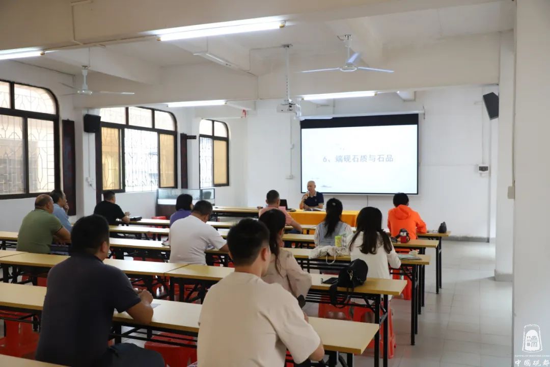 3ce877a41fffa330f0ad2277adc12636469d6038.jpg 3ce877a41fffa330f0ad2277adc12636469d6038.jpg