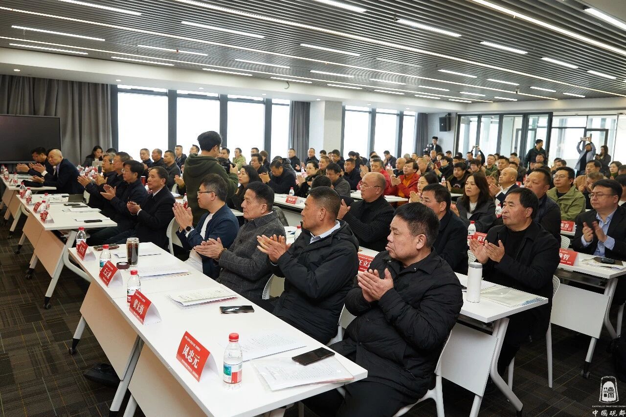 e7105c9a7cd6f9ffaf84e2c88e53c59110c09492.jpg e7105c9a7cd6f9ffaf84e2c88e53c59110c09492.jpg